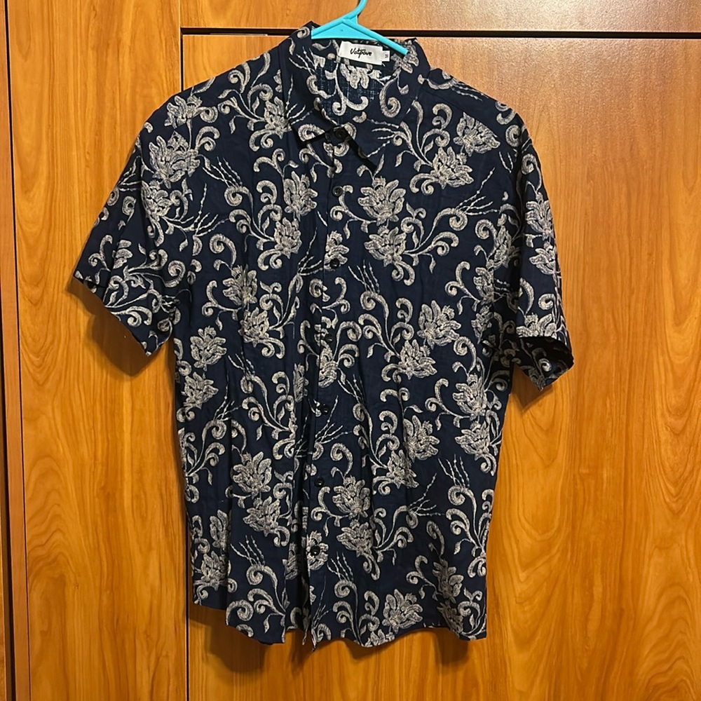 Men’s button down shirt never worn